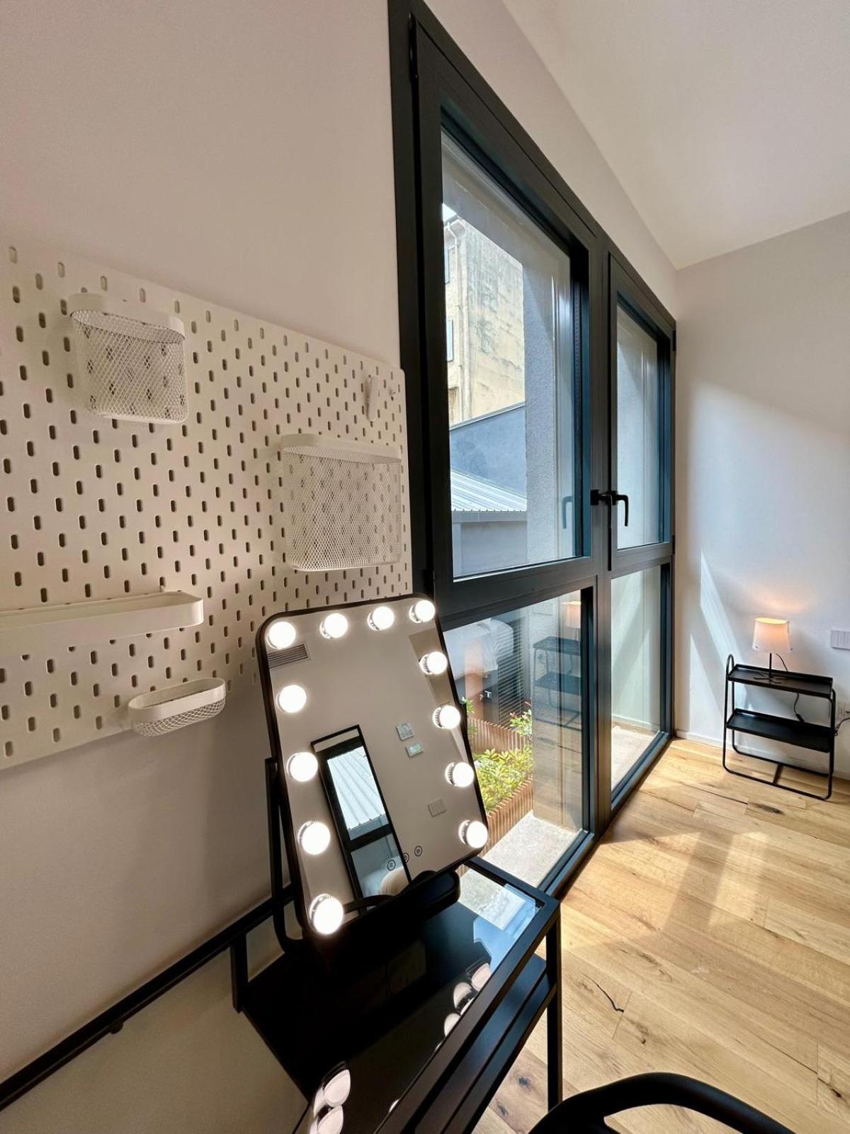 Kibilu Luxury Apt With Terrace, Isola District And Near Garibaldi Station Milán Exterior foto